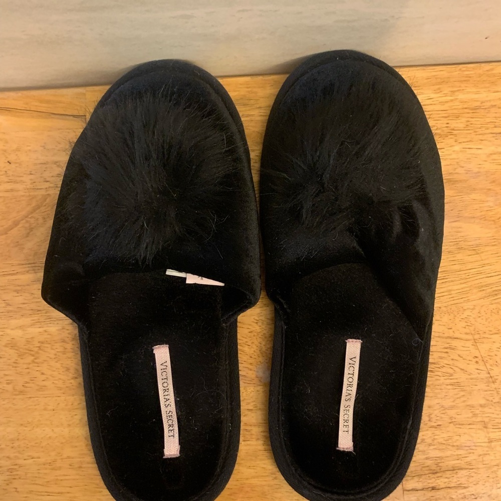 Victoria Secret Black Pom Pom Slippers - Picture 2 of 5